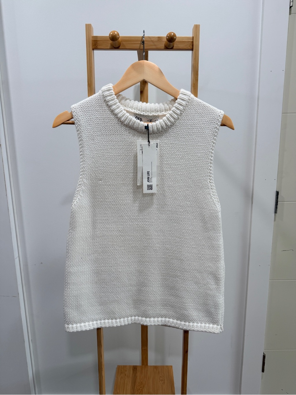 Zara Cream Knit Sleeveless Sweater Vest
